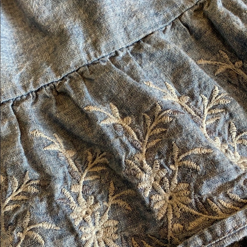 Only worn once - Picture 2 of 4